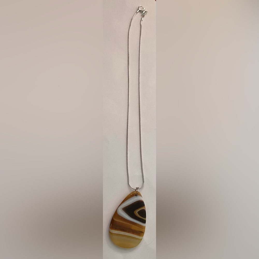 Brown Agate Cabochon Stone necklace—- gorgeous in the light